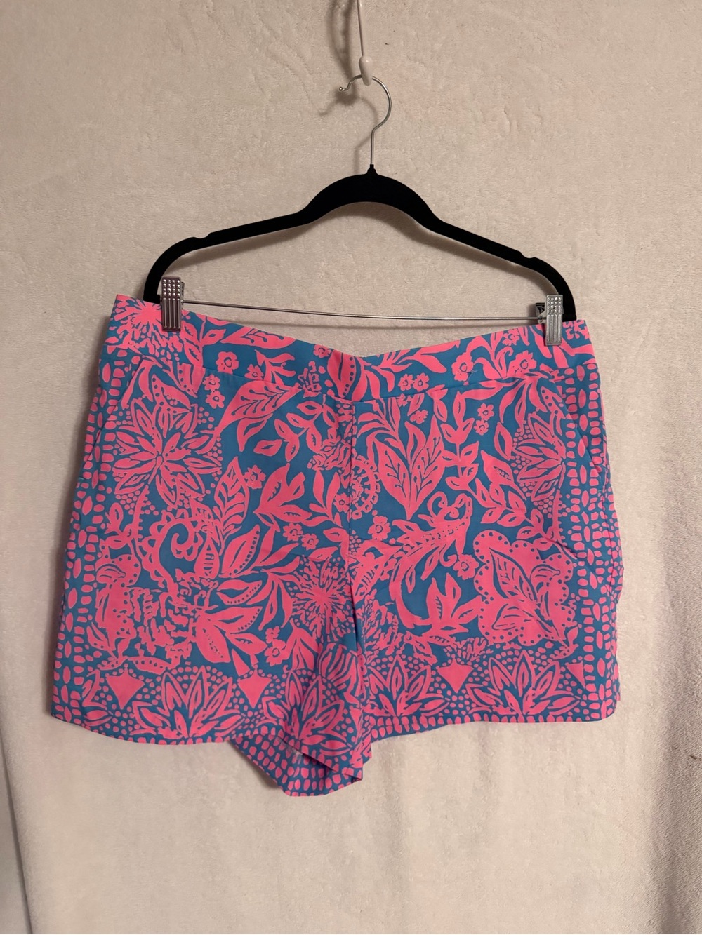 Lilly Pulitzer Pink & Blue Floral Pull-On Shorts Women’s XL Tropical Print